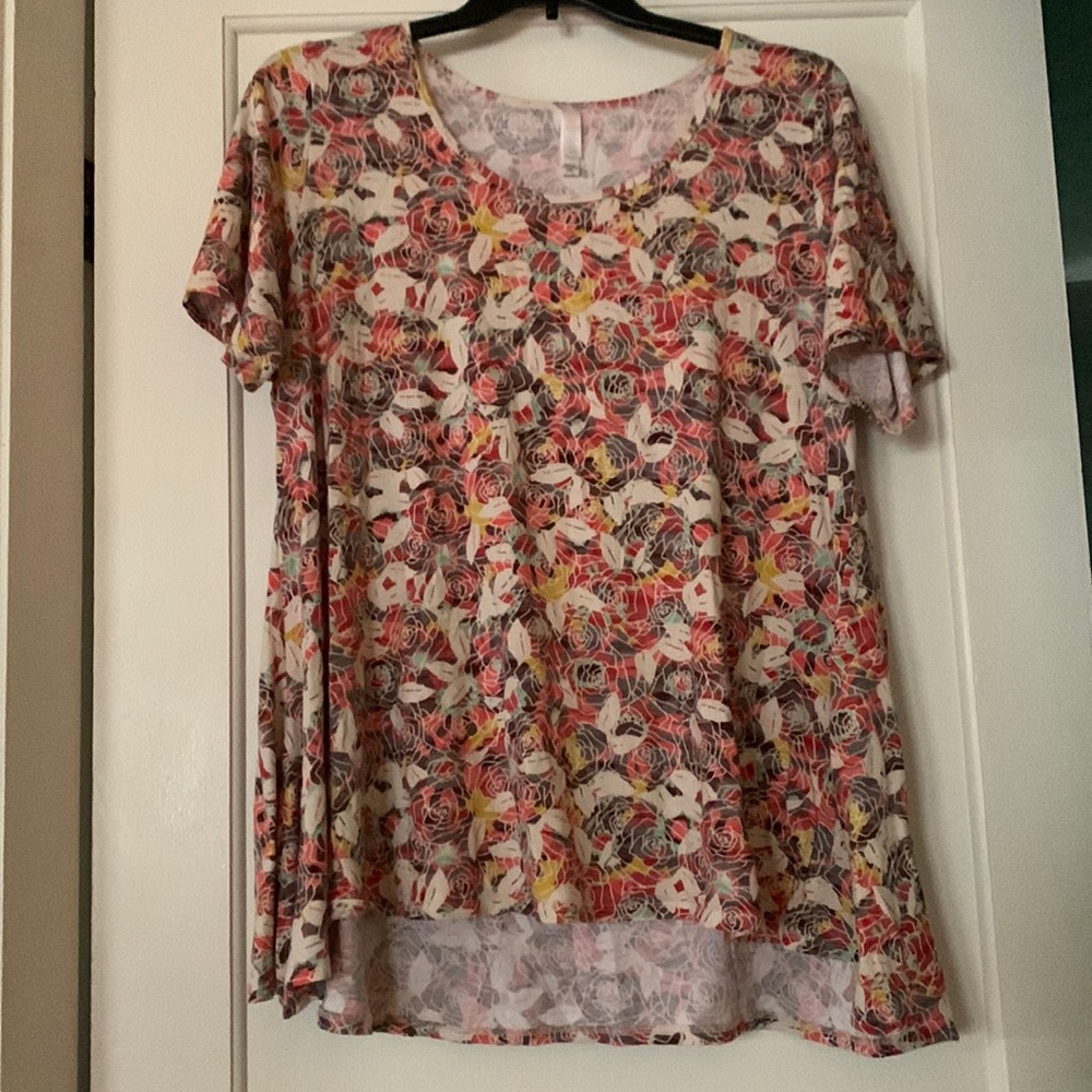LuLaRoe Perfect T Shirt 2XL